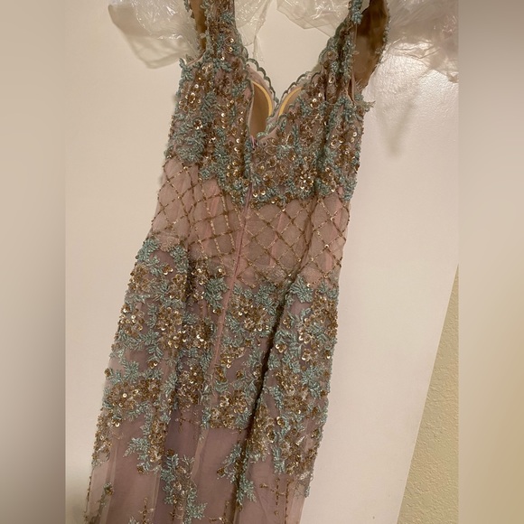 MNM COUTURE - Picture 9 of 11